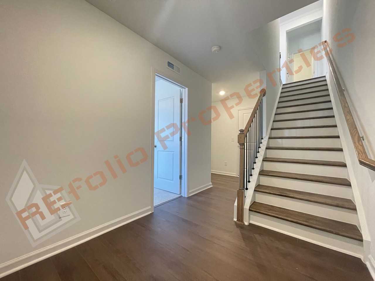 813 Basswood Glen Trl - Photo 4 of 45