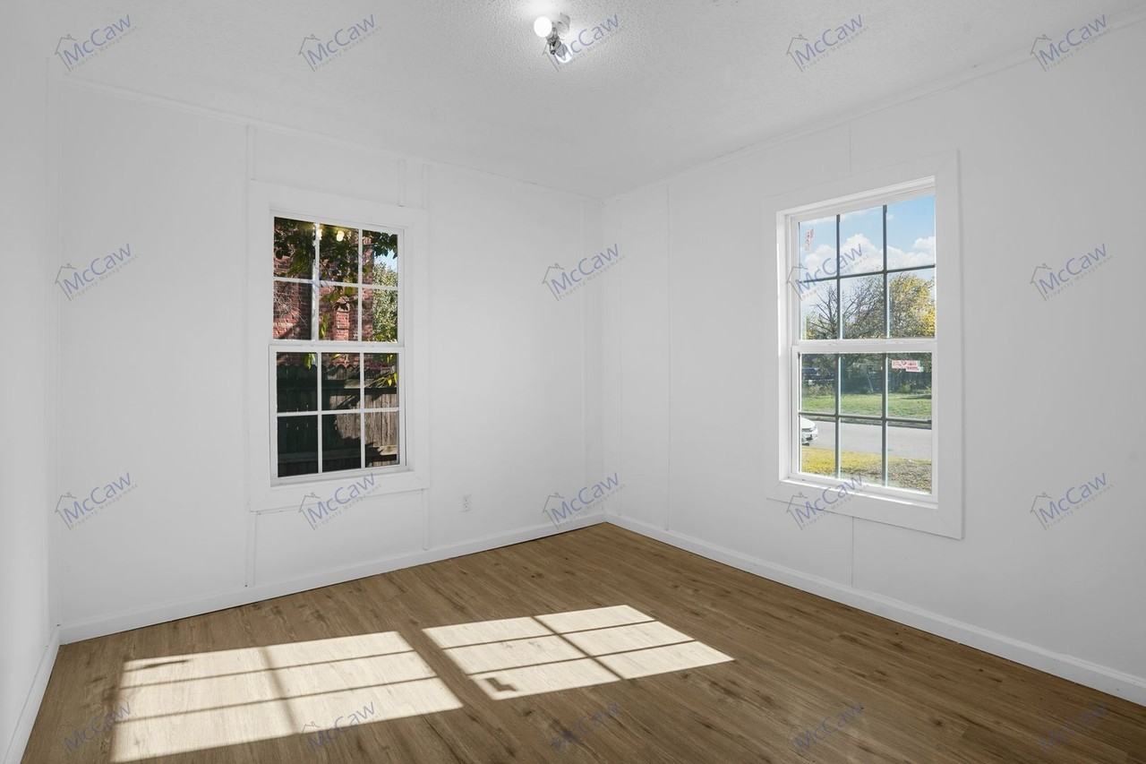 4912 Donnelly Ave - Photo 3 of 14