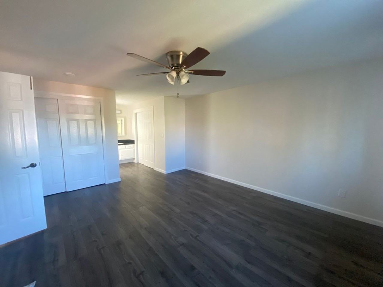 2464 Rosemary Dr - Photo 5 of 13