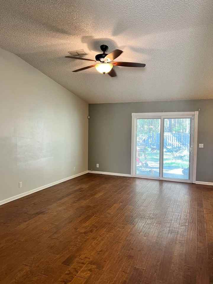 103 Millcreek Dr - Photo 6 of 16