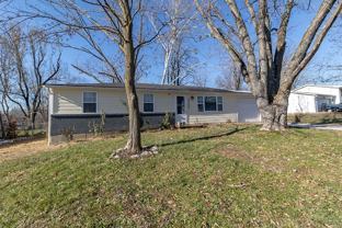 6007 N Vickie Dr - Photo 1 of 1