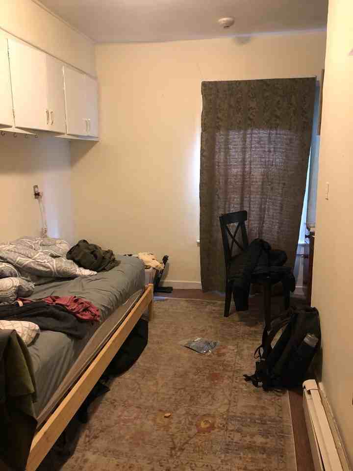 235 Dwight St - Photo 6 of 8