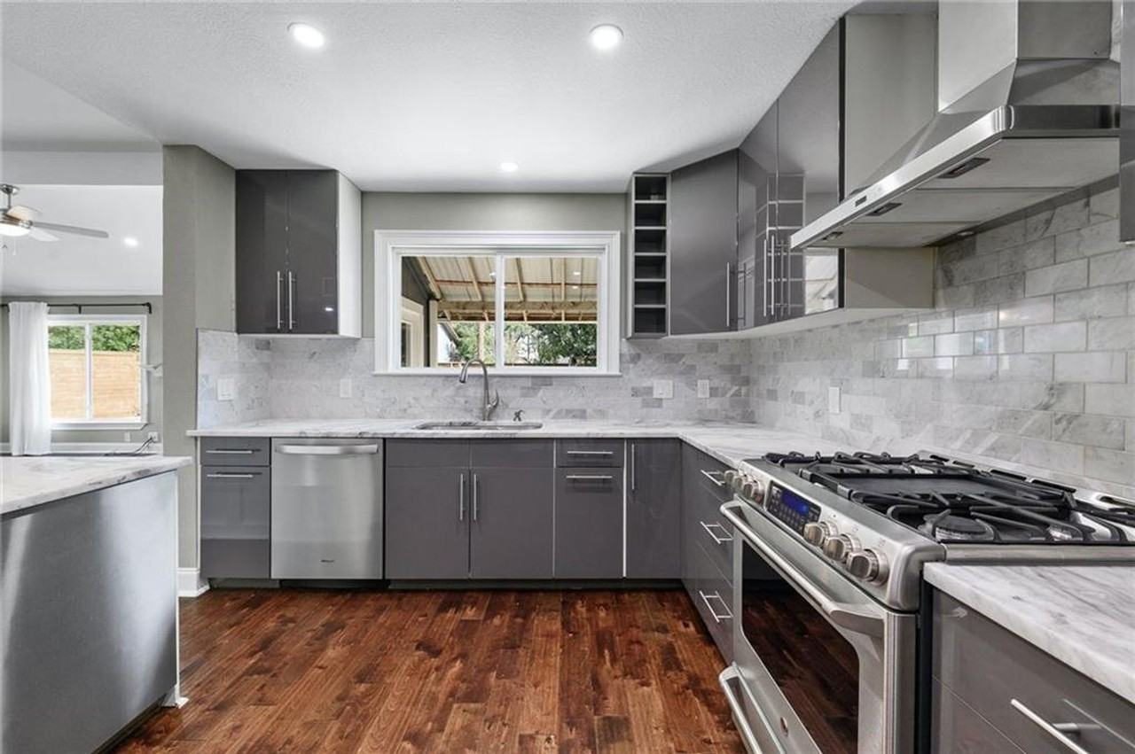 5116 Maulding Pass - Photo 2 of 13