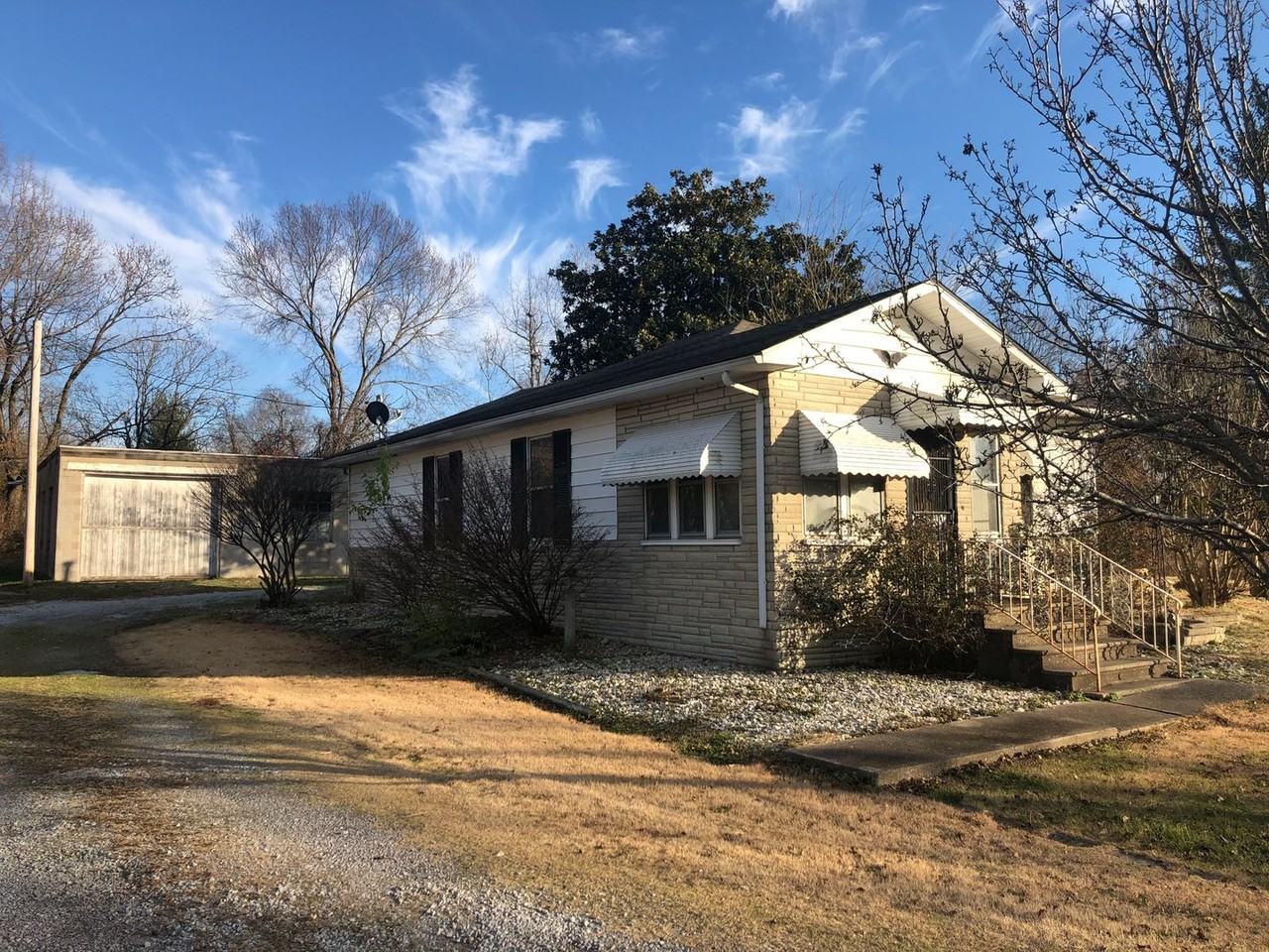 1709 Grand Ave - Photo 3 of 13