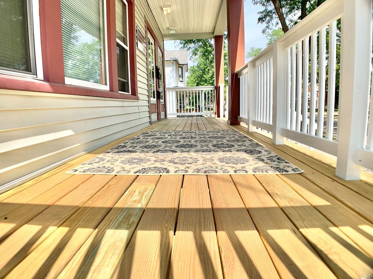 408-406 S. Mills Street - Photo 4 of 15