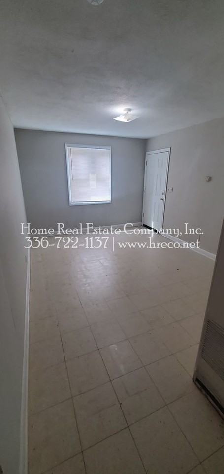 1231 Gholson Ave #A - Photo 2 of 7