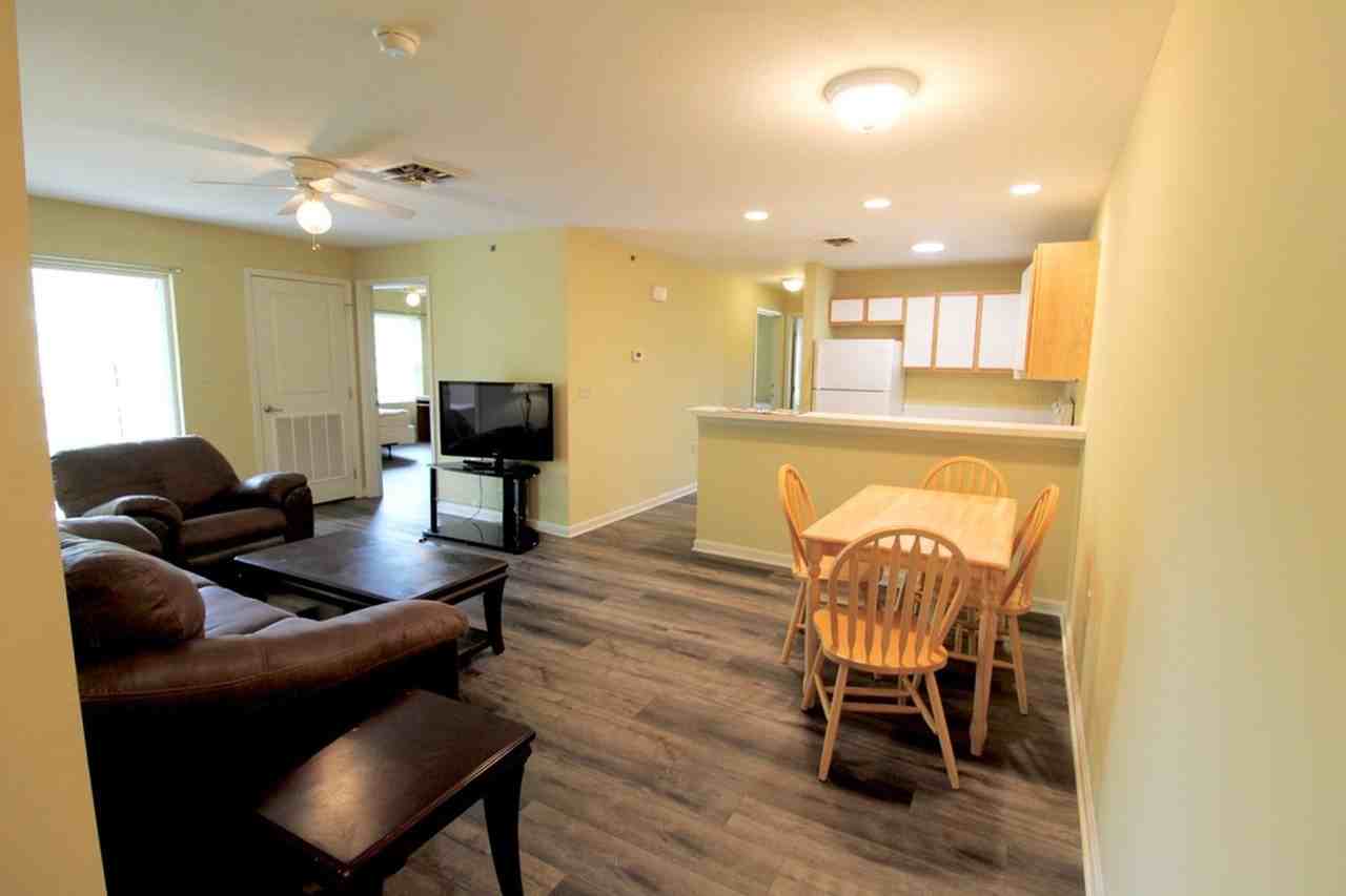 520 Davis Mills Dr #303 - Photo 6 of 33