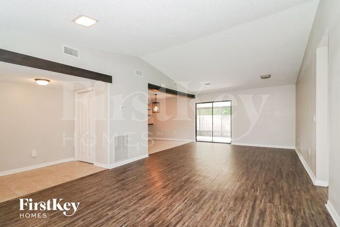 3432 Heather Glynn Dr - Photo 2 of 15