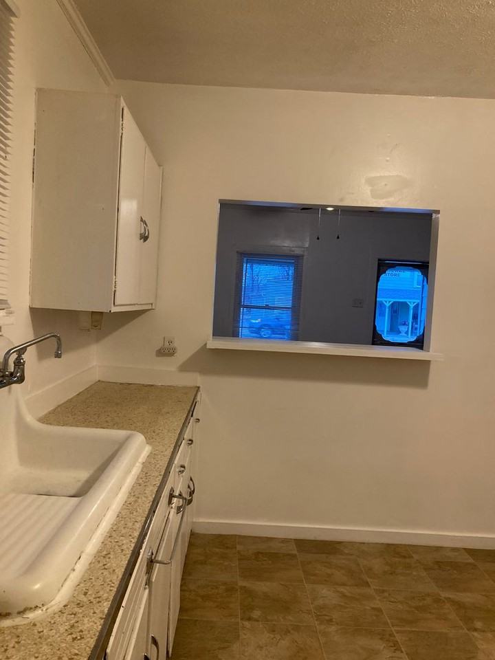 2025 E Memorial Dr - Photo 5 of 9