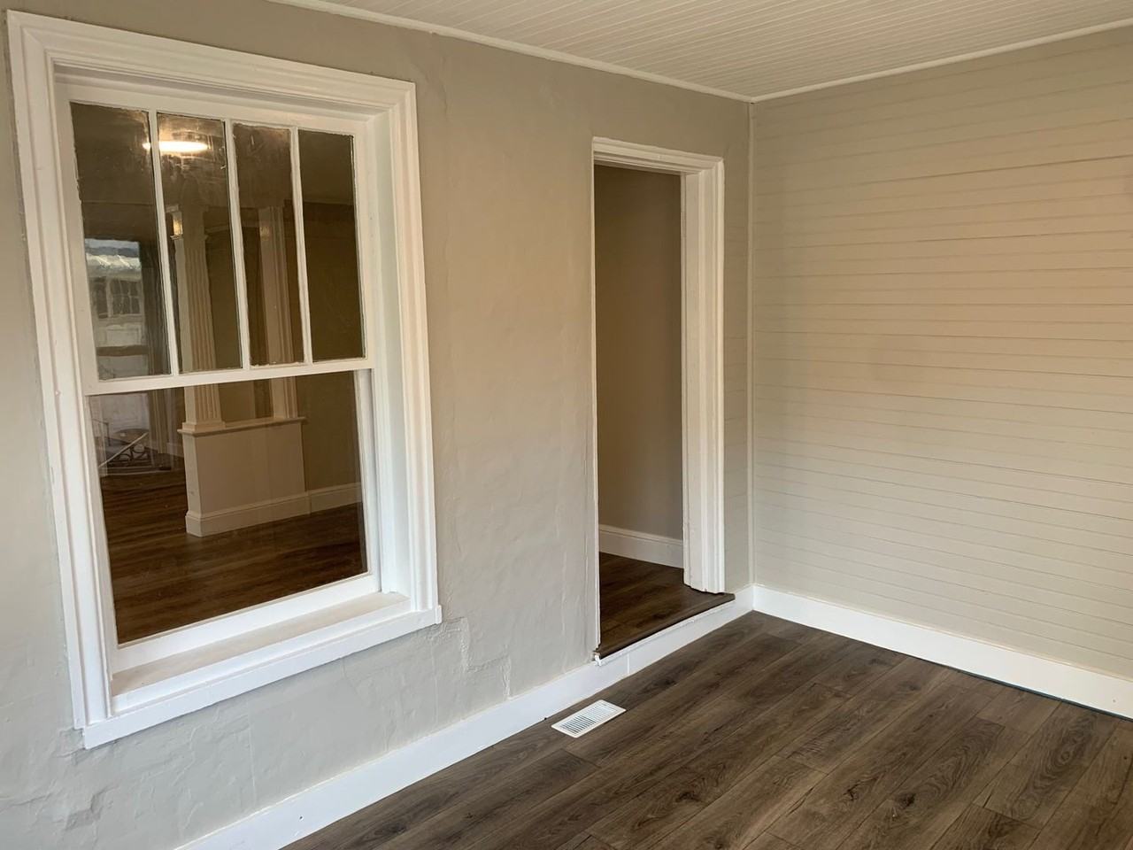 38 N Penn St - Photo 4 of 25