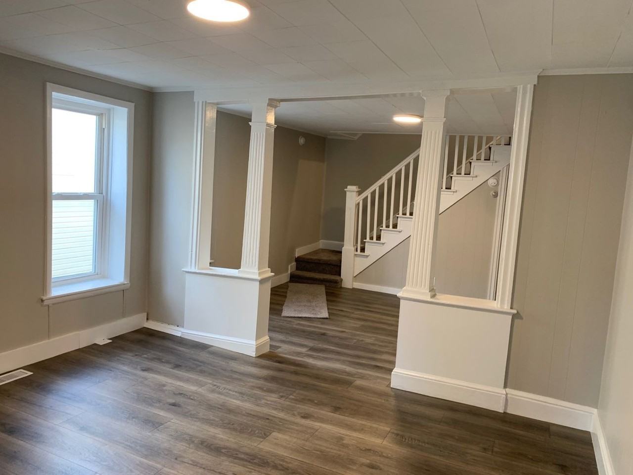 38 N Penn St - Photo 5 of 25