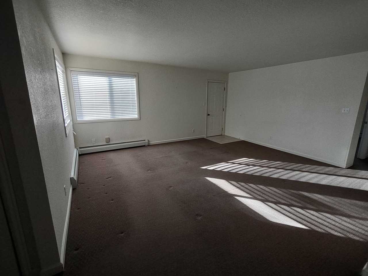 123 W Cokedale Dr - Photo 2 of 8