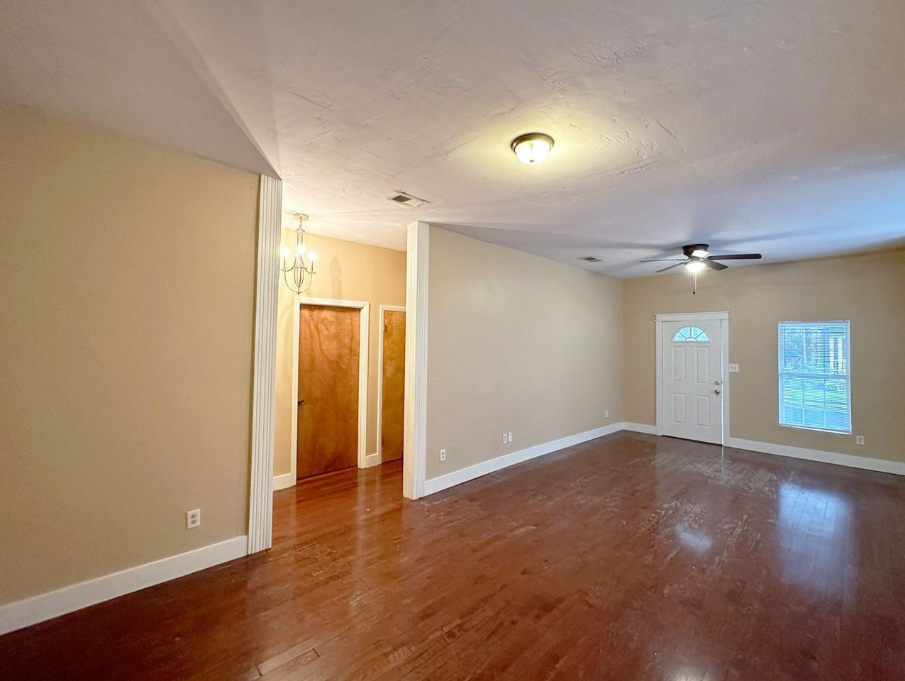 907 Nw 5th Ave - Photo 4 of 13