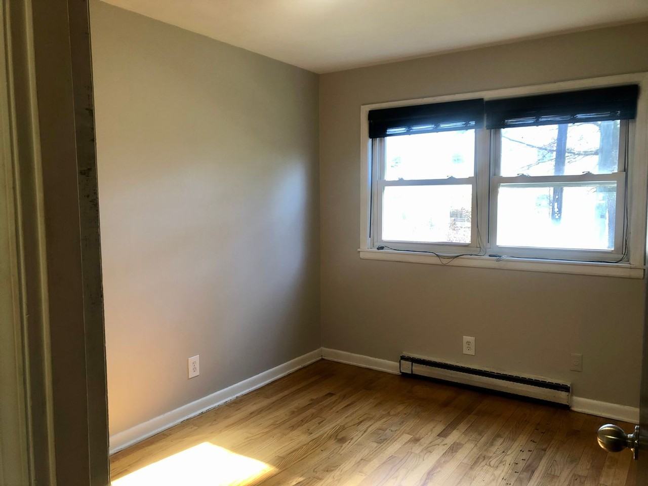 1921 Morehead Ave - Photo 6 of 11