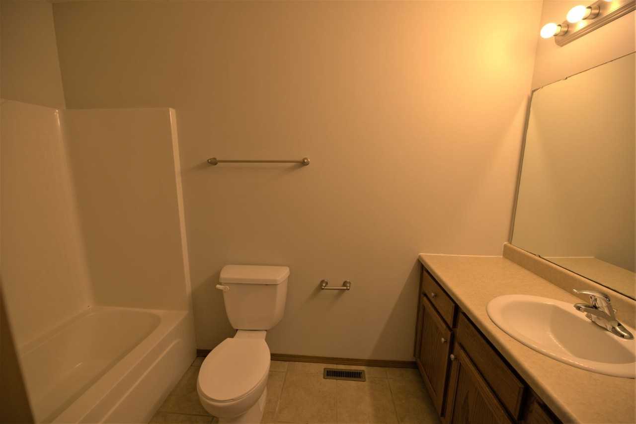 3230 E Jamestown St - Photo 6 of 11