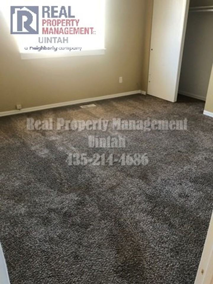 790 W 400 S - Photo 7 of 13