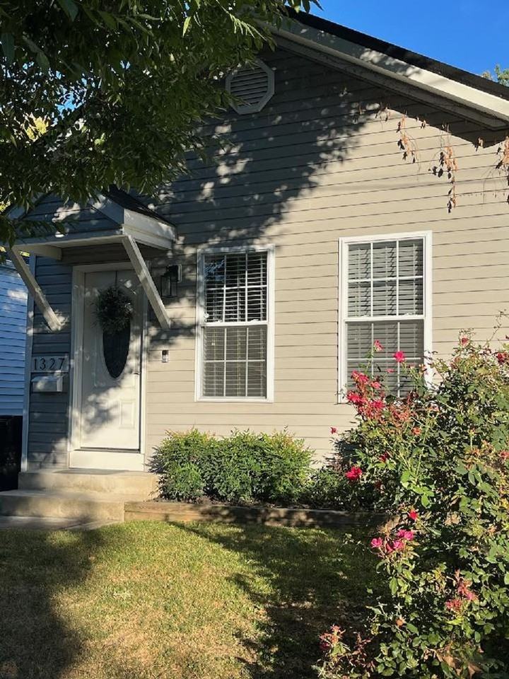 1327 Christy Ave - Photo 3 of 18