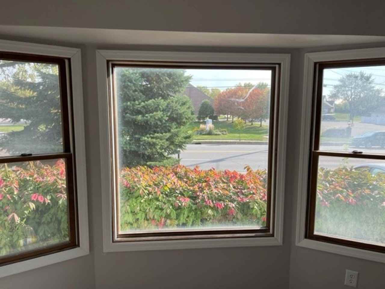 2737 Burton St Se - Photo 4 of 24