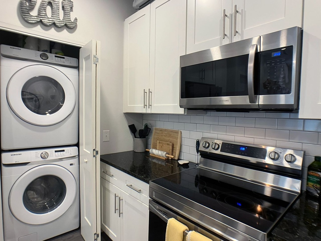 818 Nw 6th Ave - Photo 5 of 11