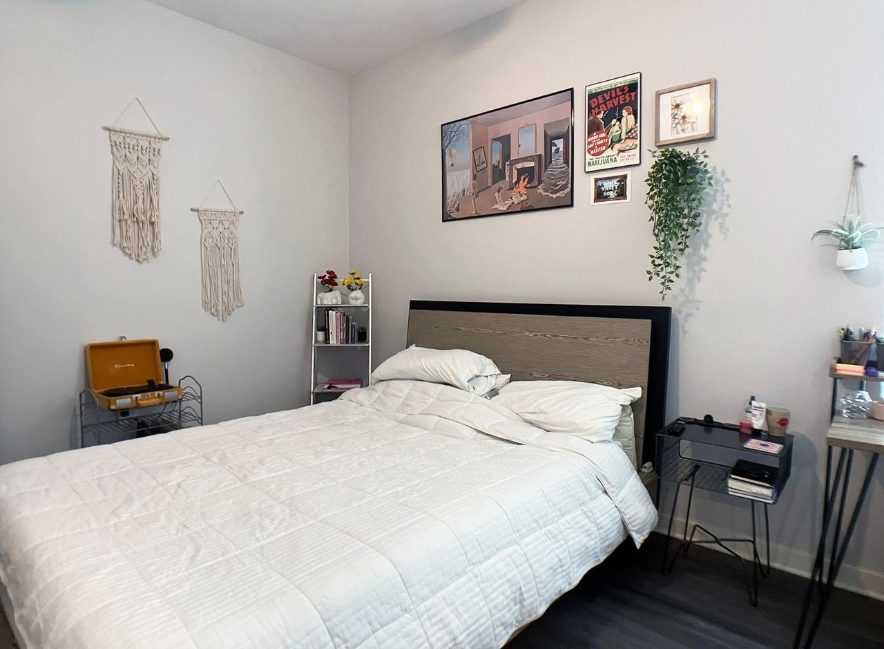 818 Nw 6th Ave - Photo 6 of 11