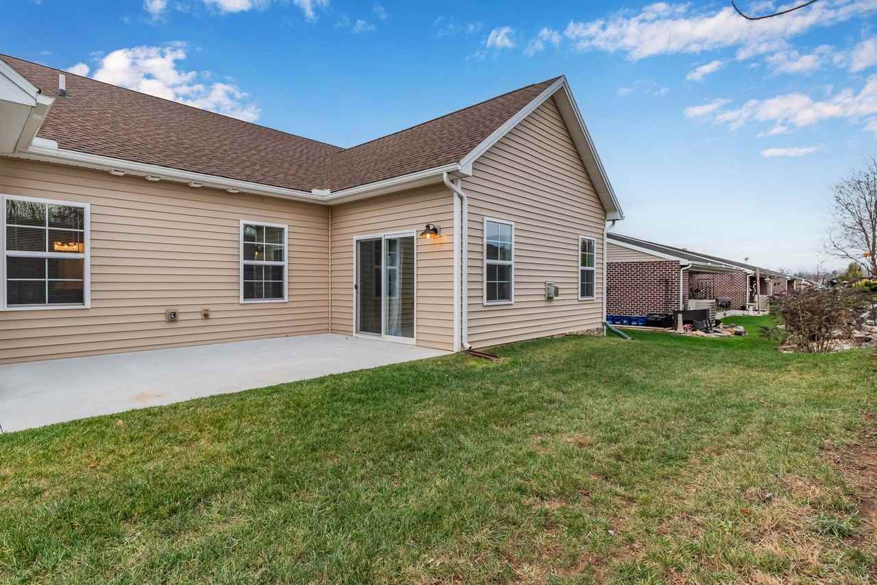145 Blackbird Ln - Photo 3 of 23