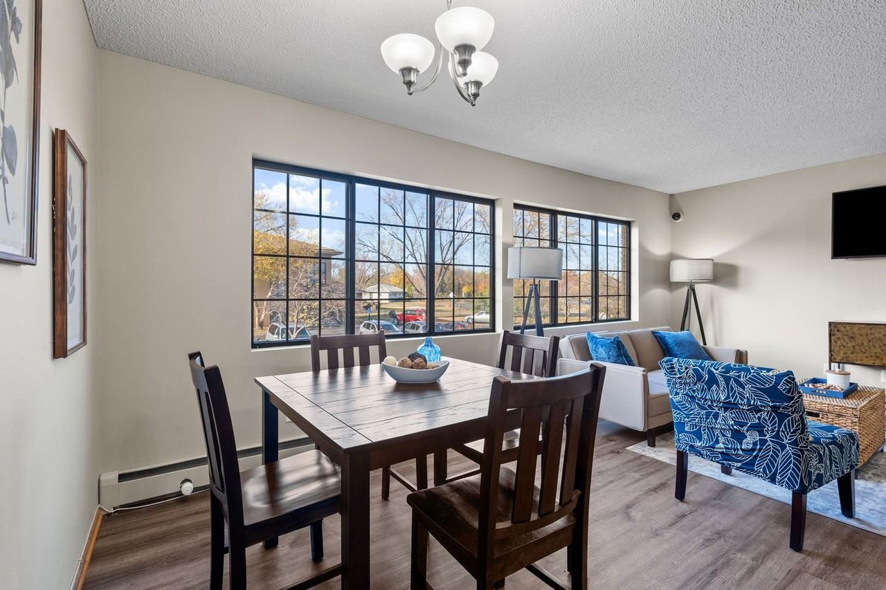 Granite Peaks Apartments - Photo 5 of 37