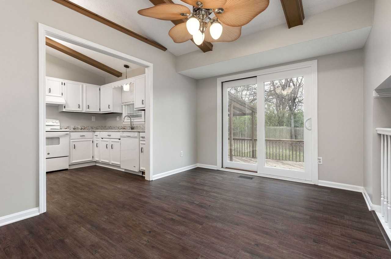 7314 Ridge Creek Rd - Photo 5 of 39