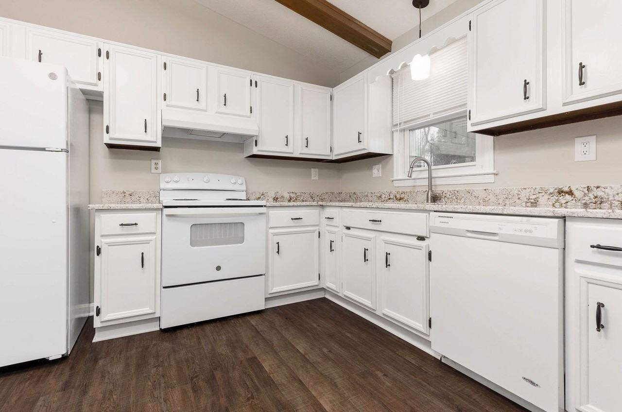 7314 Ridge Creek Rd - Photo 6 of 39