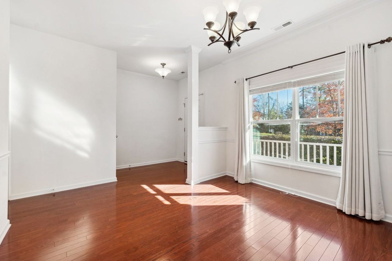 3406 Alman Dr - Photo 3 of 22