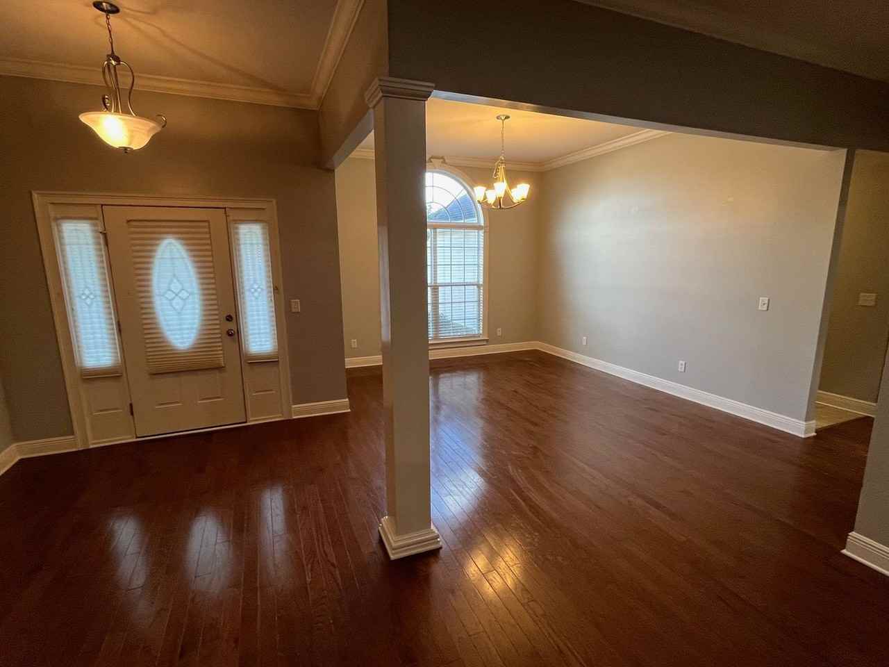 4024 Walden Rd - Photo 3 of 34