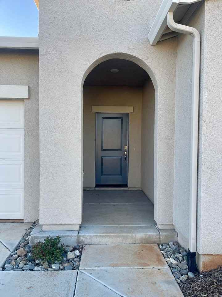 5022 Monaco Pkwy - Photo 3 of 16