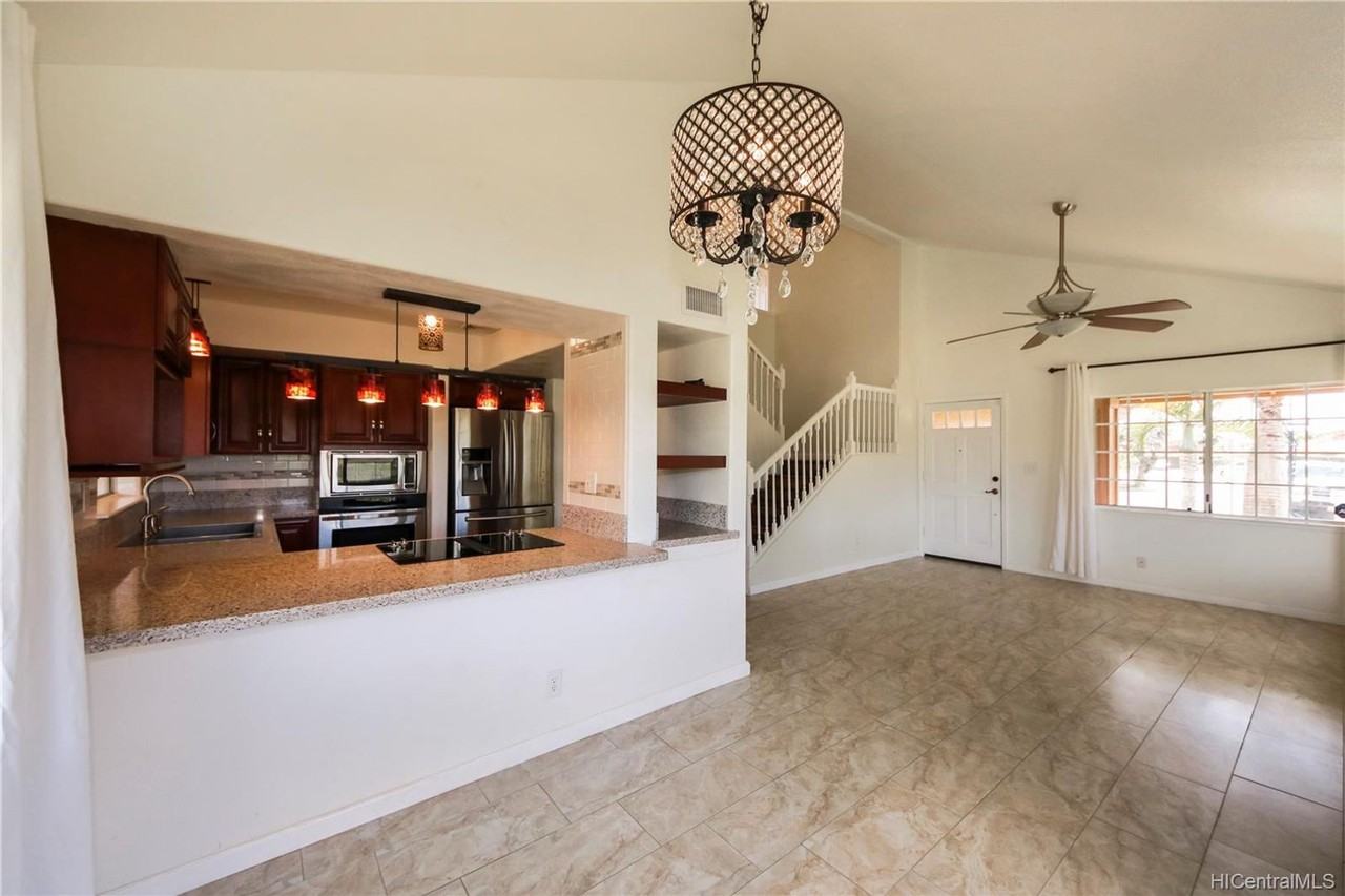 91-1033 Hokuwekiu St - Photo 6 of 25