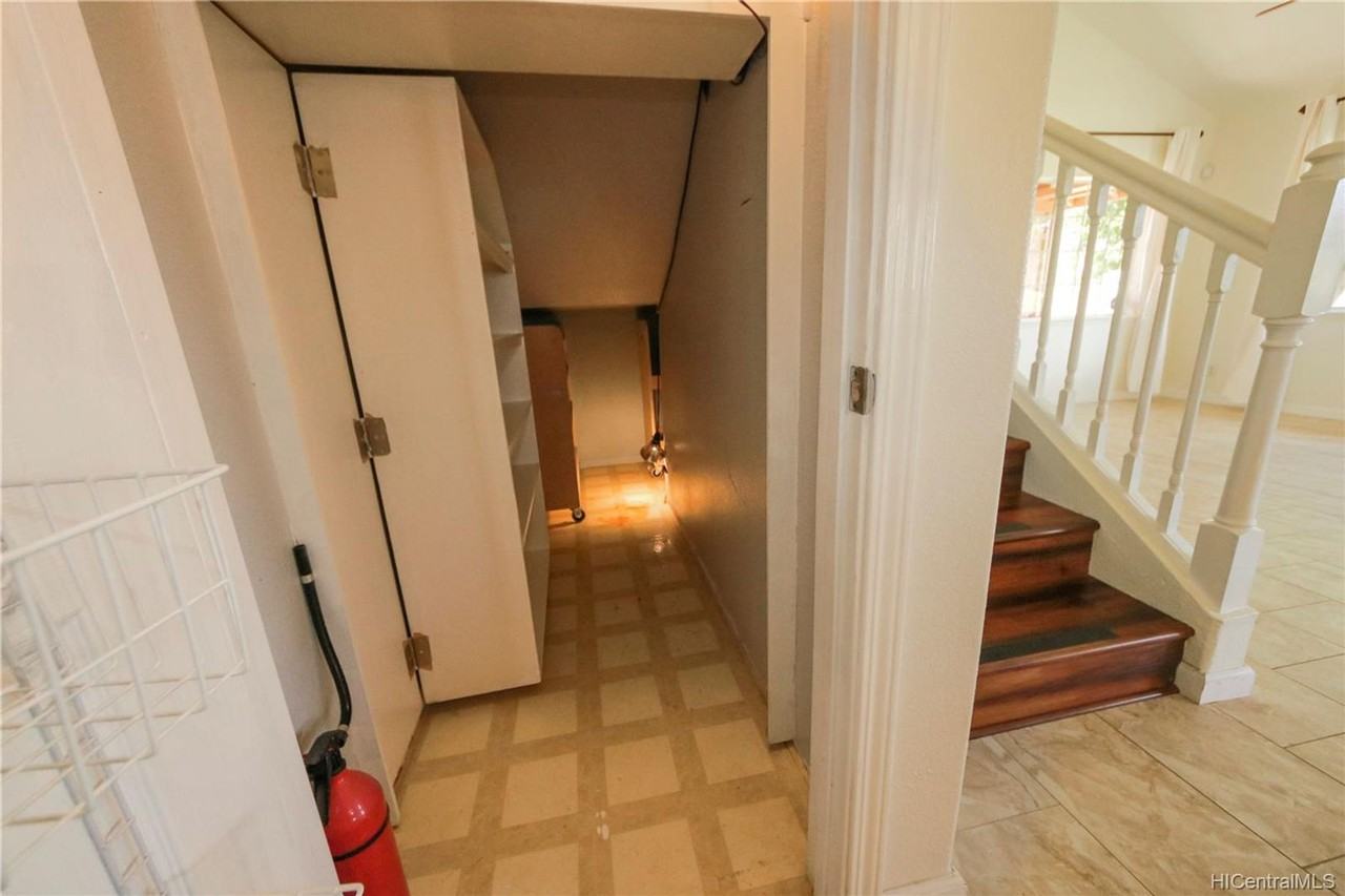 91-1033 Hokuwekiu St - Photo 7 of 25