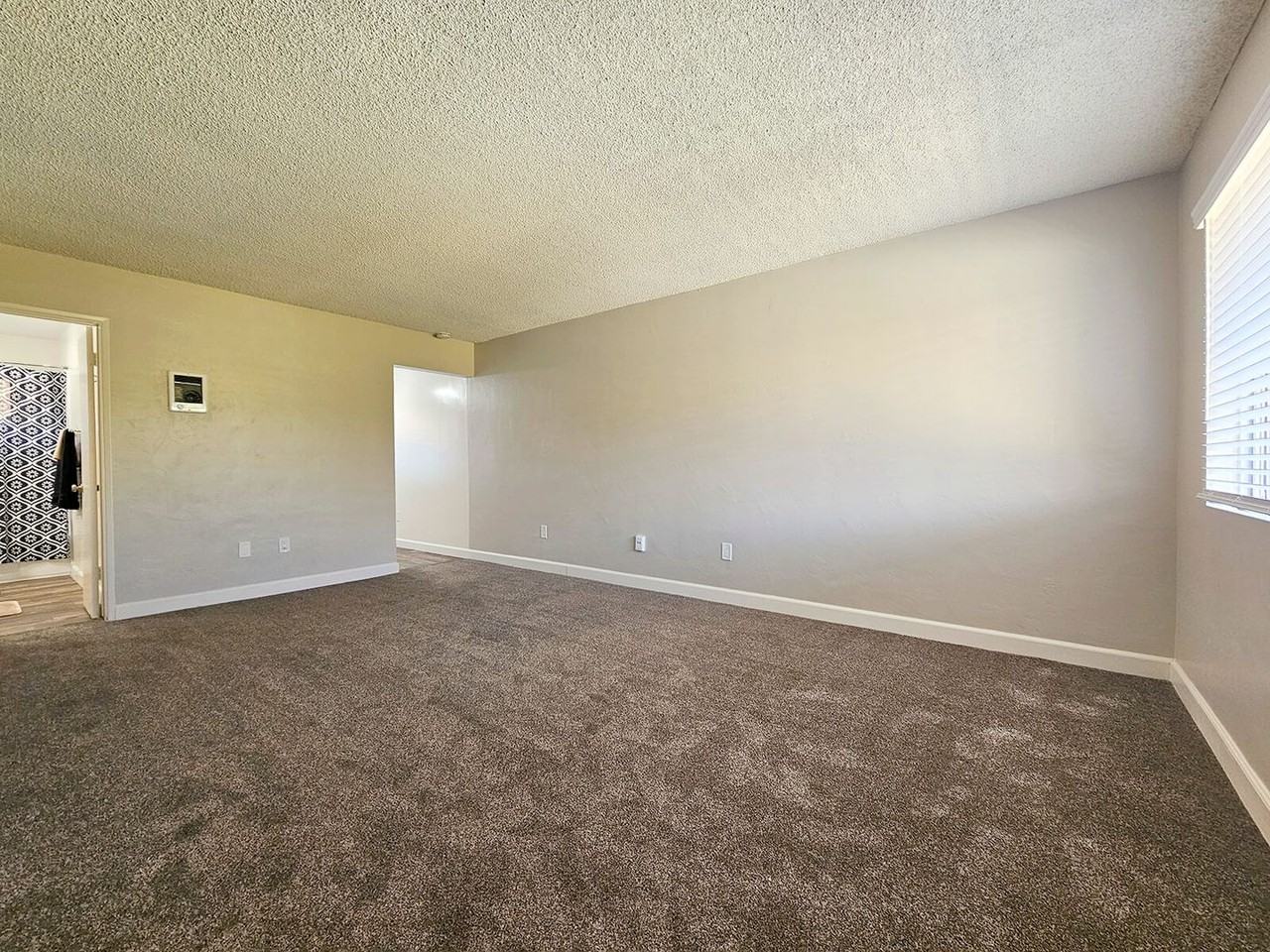 La Palma Apartments - Photo 2 of 14