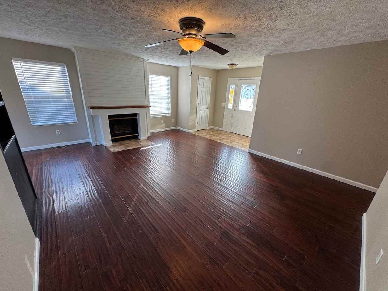 404 Hightower Ave - Photo 2 of 22