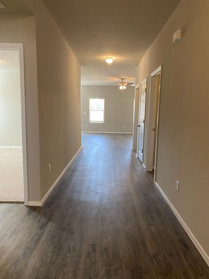 8104 Dogwood Dr - Photo 5 of 25