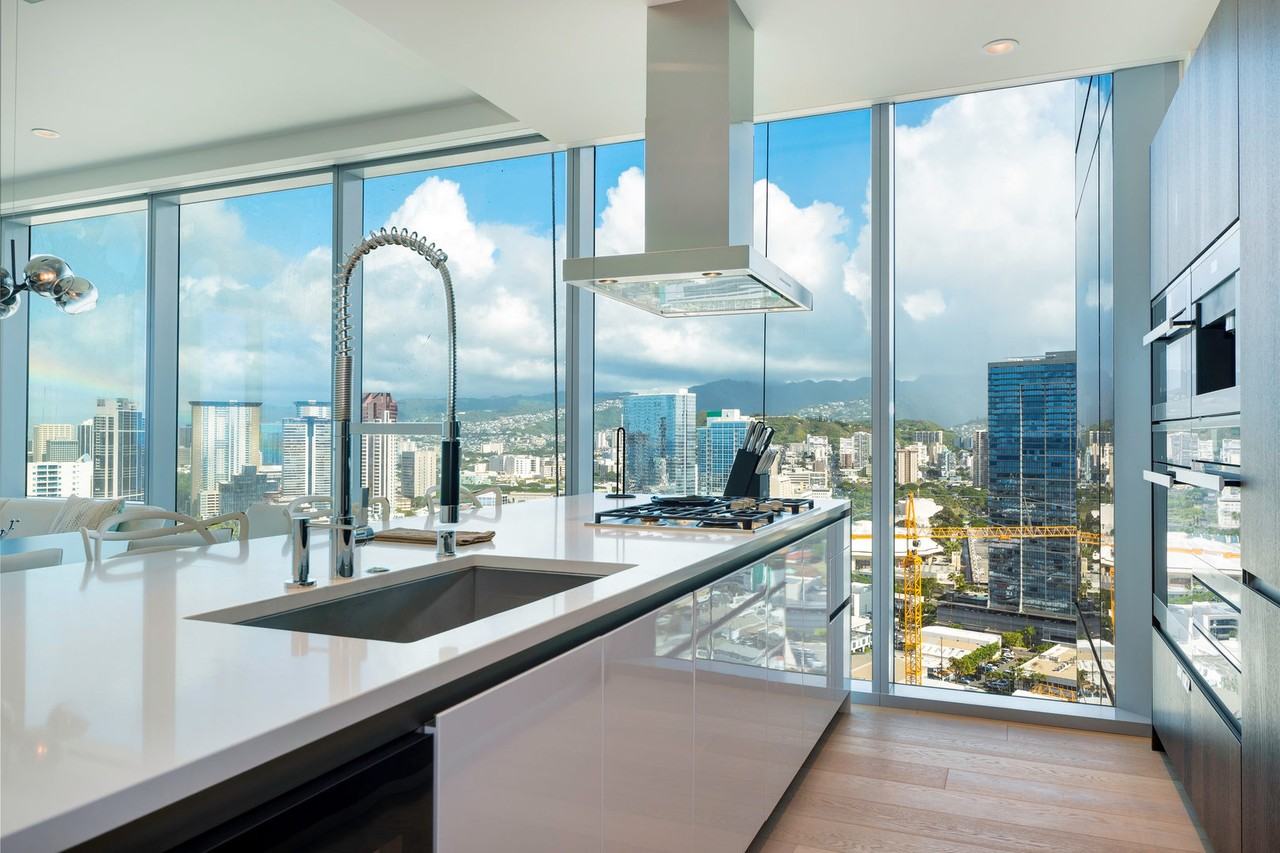 1118 Ala Moana Blvd #2805 - Photo 3 of 18