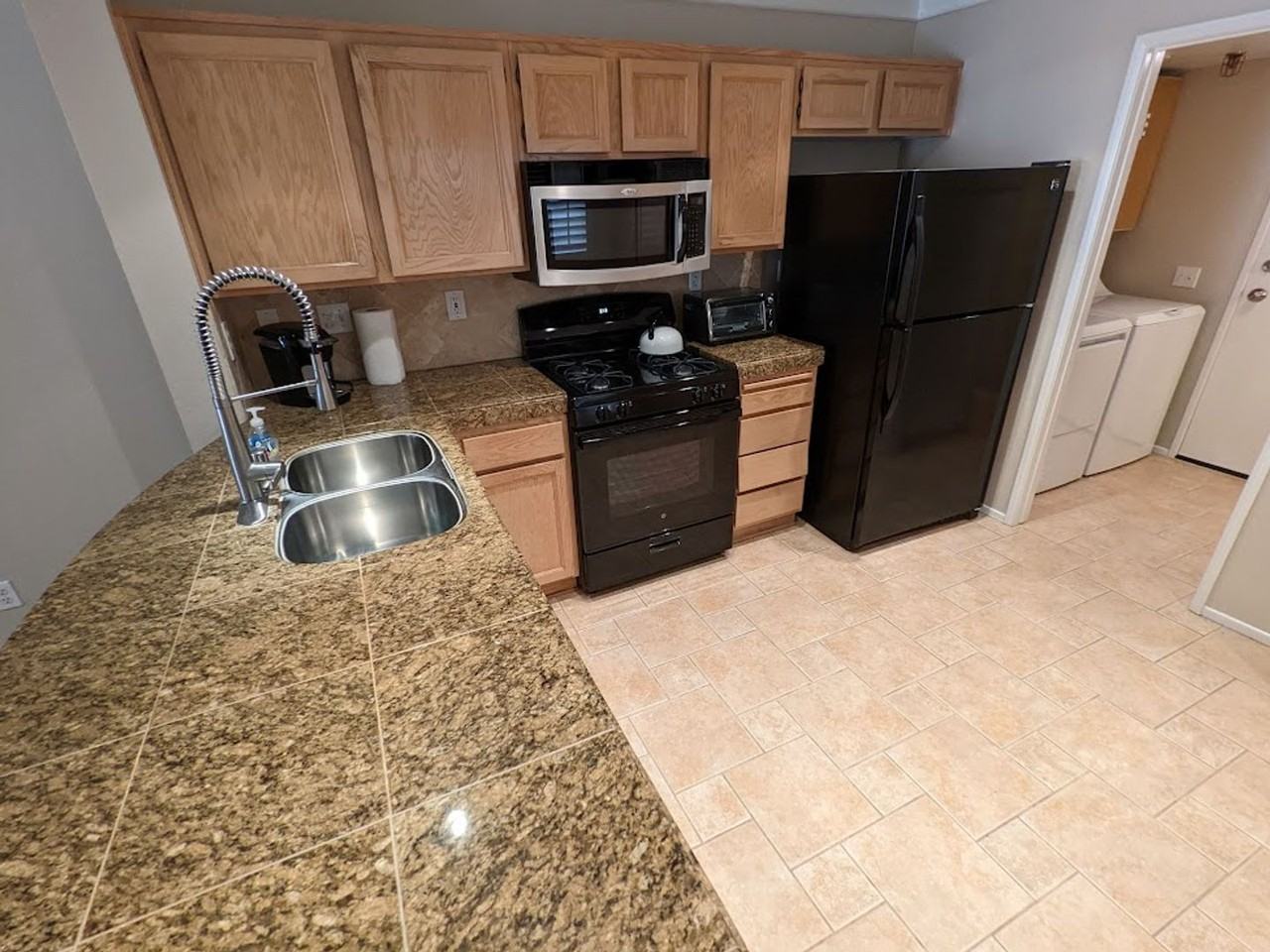 11249 Terra Vista Pkwy #D - Photo 4 of 38