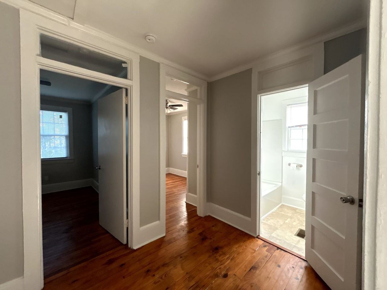 1518 Noble Ave - Photo 7 of 26