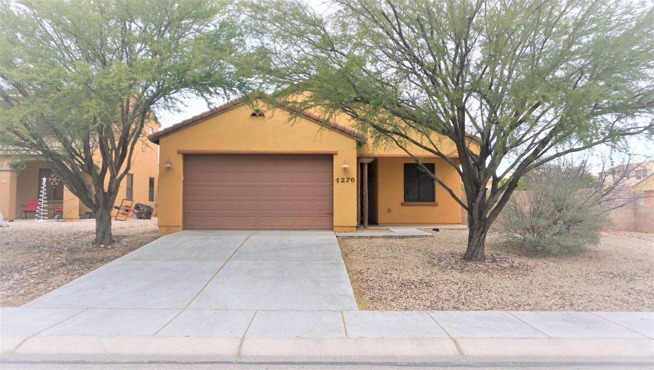 1276 Preston St - Photo 2 of 50