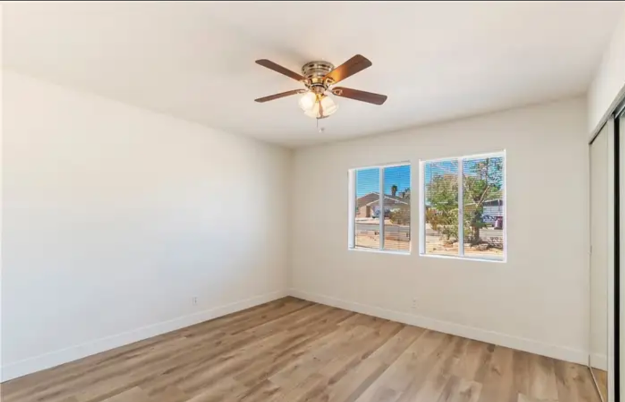 5555 Mariposa Ave - Photo 5 of 14