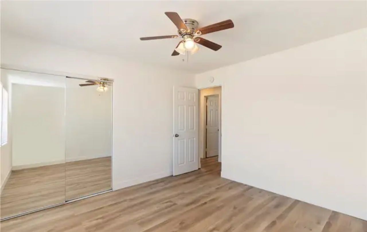 5555 Mariposa Ave - Photo 6 of 14