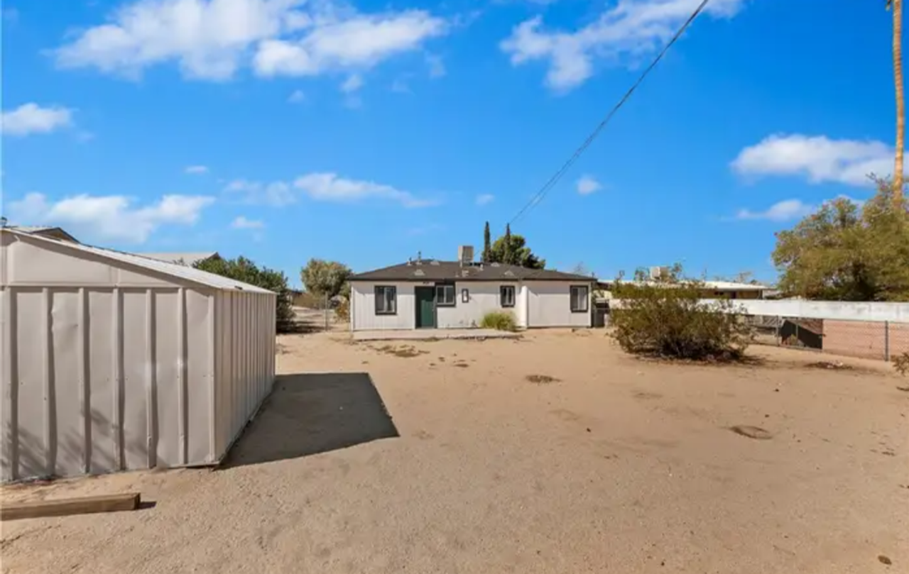 5555 Mariposa Ave - Photo 7 of 14