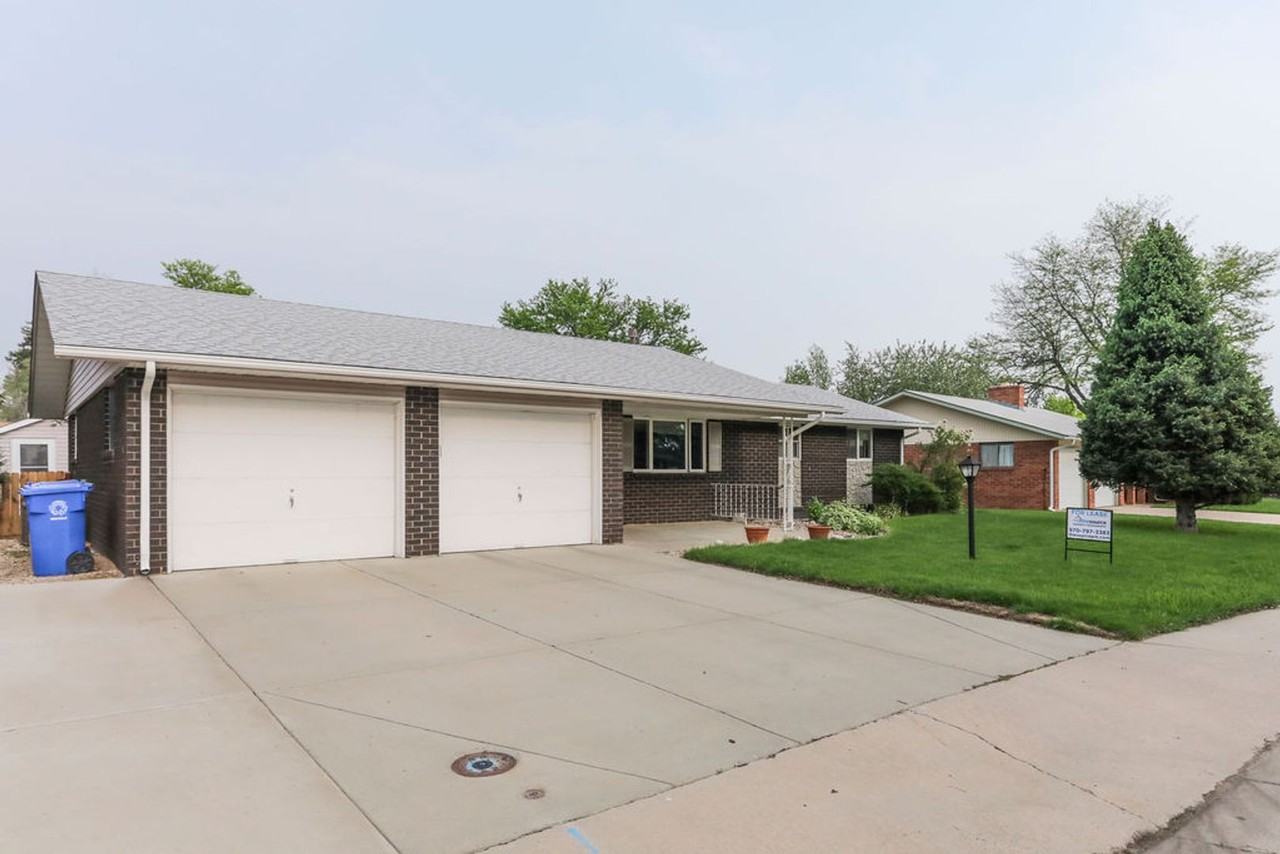 2354 Nyssa Dr - Photo 3 of 37