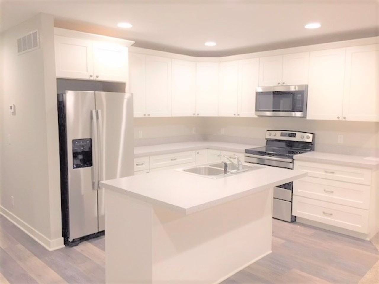 308 Northwest Xing - Photo 3 of 18