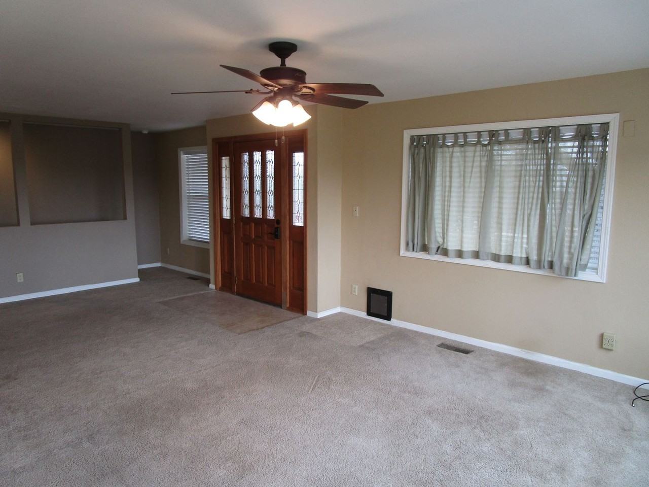 11552 Northwest King Avenue - Photo 5 of 17