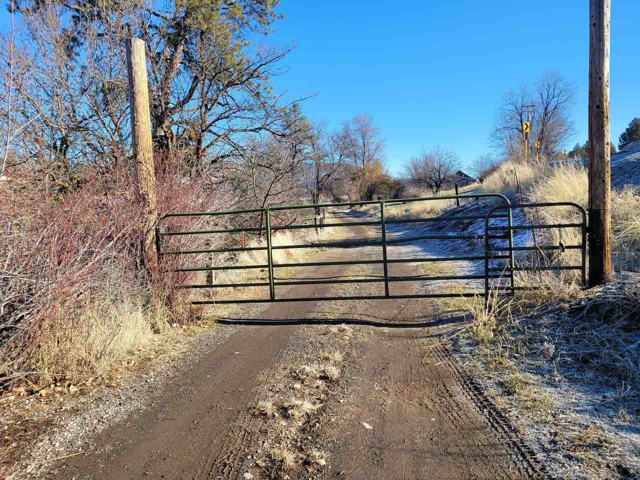 14241 S Poe Valley Rd - Photo 2 of 29