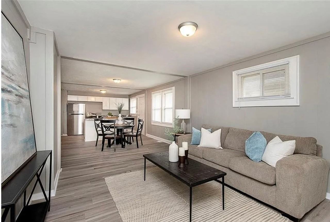 241 S Temple Ave - Photo 2 of 16