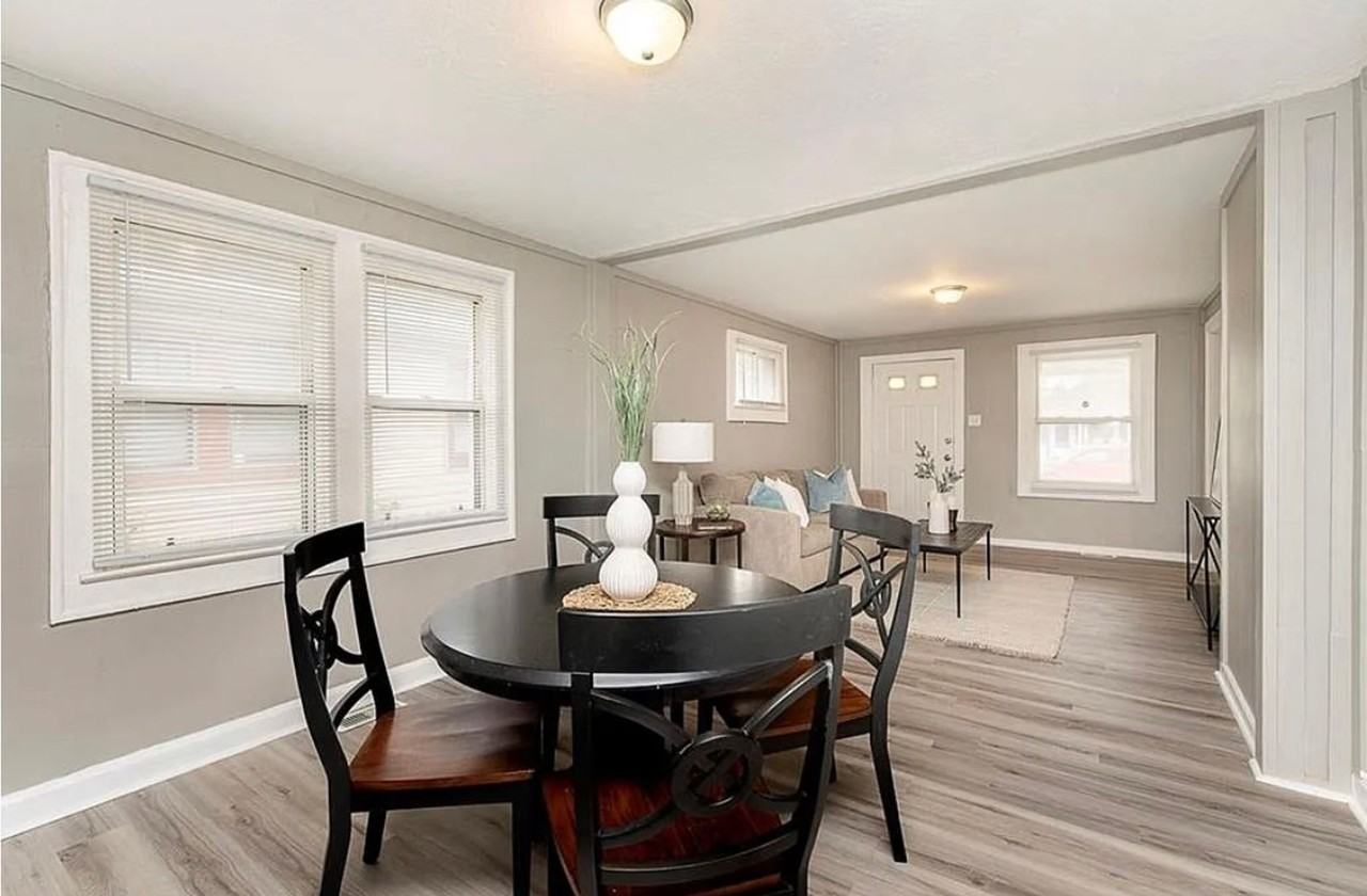 241 S Temple Ave - Photo 4 of 16