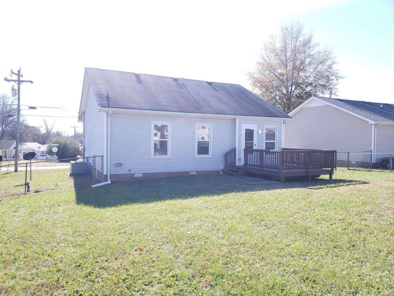 935 Princeton Drive - Photo 7 of 19